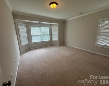 16008 Caranna Court - Photo Thumbnail 13