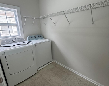 16008 Caranna Court - Photo Thumbnail 12