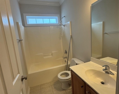 16008 Caranna Court - Photo Thumbnail 9