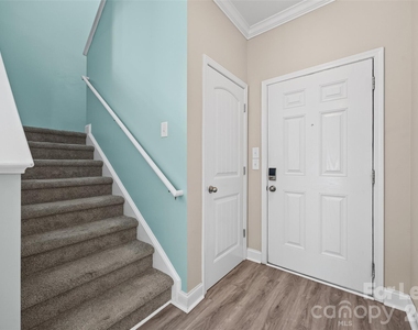 2090 Shady Pond Drive - Photo Thumbnail 10