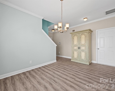 2090 Shady Pond Drive - Photo Thumbnail 12