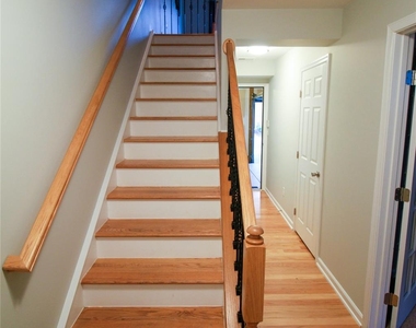 264 W Bland Street - Photo Thumbnail 14