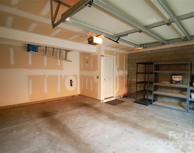 264 W Bland Street - Photo Thumbnail 31