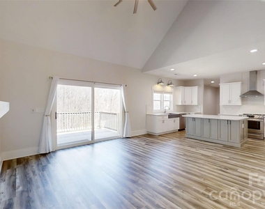 5345 Christopher Road - Photo Thumbnail 13
