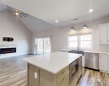 5345 Christopher Road - Photo Thumbnail 7