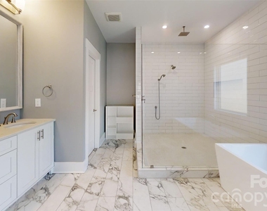5345 Christopher Road - Photo Thumbnail 10
