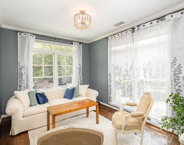418 Olmsted Park Place - Photo Thumbnail 8