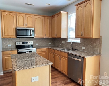 5707 El Campo Court - Photo Thumbnail 17