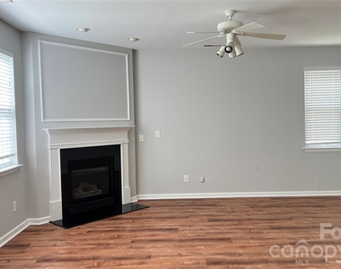 5707 El Campo Court - Photo Thumbnail 11