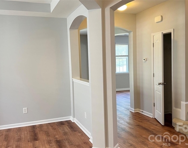 5707 El Campo Court - Photo Thumbnail 14