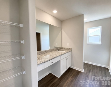 8100 Derby Woods Lane - Photo Thumbnail 9
