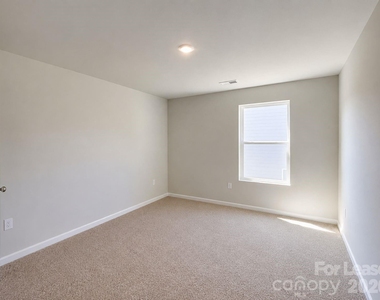 8100 Derby Woods Lane - Photo Thumbnail 12