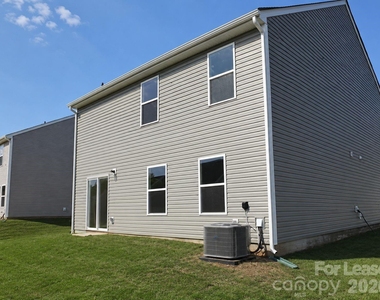 8100 Derby Woods Lane - Photo Thumbnail 17