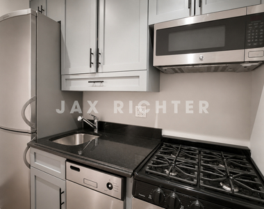 3rd Avenue - Photo Thumbnail 9