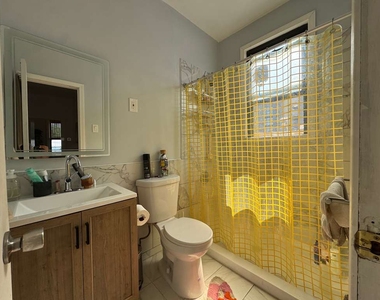 78 Oak Street - Photo Thumbnail 14