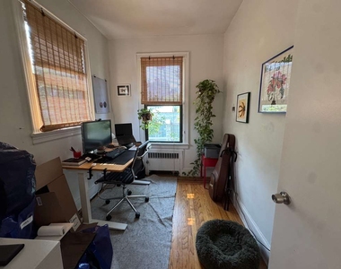 78 Oak Street - Photo Thumbnail 15