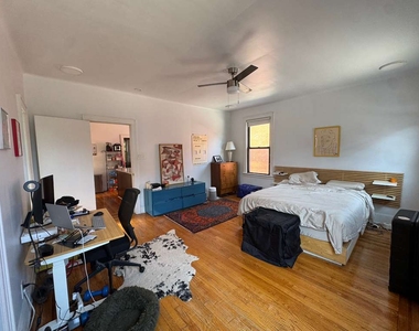 78 Oak Street - Photo Thumbnail 9