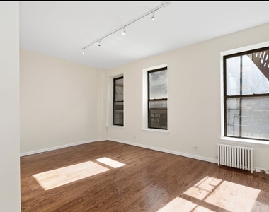 58th St 1st ave - Photo Thumbnail 8