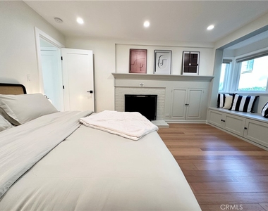 3812 Shannon - Photo Thumbnail 19