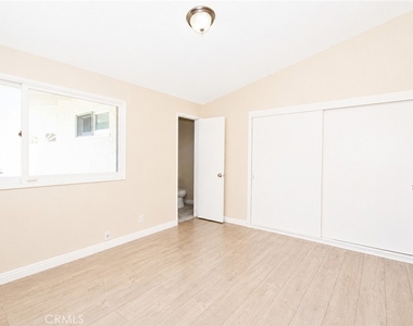 1290 Brightwood Street - Photo Thumbnail 5