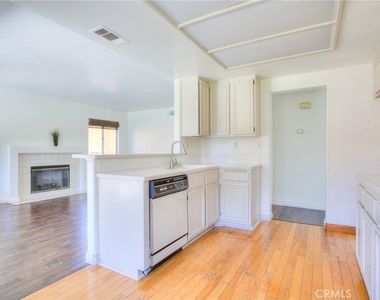 2154 Saddleback - Photo Thumbnail 12