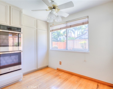 2154 Saddleback - Photo Thumbnail 11
