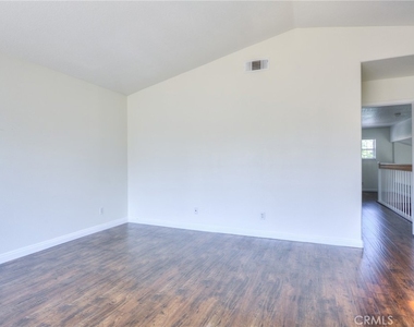 2154 Saddleback - Photo Thumbnail 16