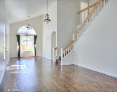 2154 Saddleback - Photo Thumbnail 3