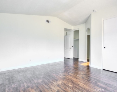2154 Saddleback - Photo Thumbnail 17