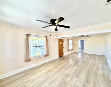 41861 Acacia Avenue - Photo Thumbnail 5