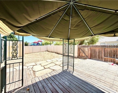 41861 Acacia Avenue - Photo Thumbnail 22
