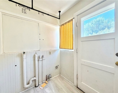 41861 Acacia Avenue - Photo Thumbnail 19