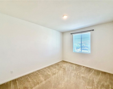 32463 Mckiernan Lane - Photo Thumbnail 9