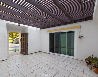 1232 La Paloma Glen - Photo Thumbnail 6