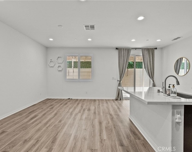 14610 Isla Vista - Photo Thumbnail 10
