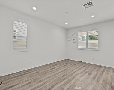 14610 Isla Vista - Photo Thumbnail 12