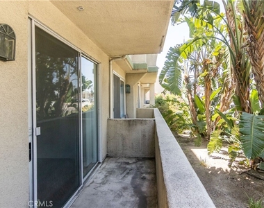 16940 Chatsworth Street - Photo Thumbnail 13