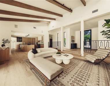 4195 Alonzo Ave - Photo Thumbnail 2