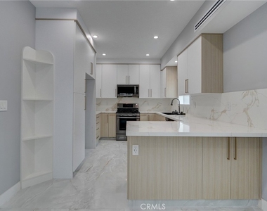7744 Ostrom Avenue - Photo Thumbnail 3