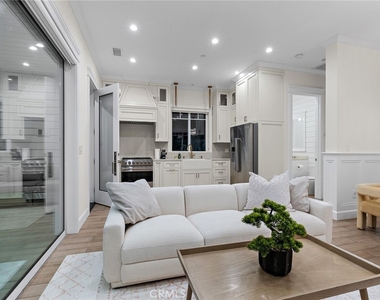 12345 Huston - Photo Thumbnail 61