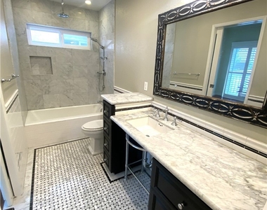 1525 Carver - Photo Thumbnail 16