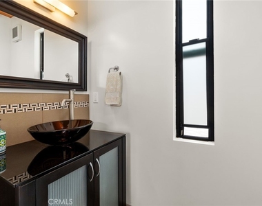 925 Monterey - Photo Thumbnail 20