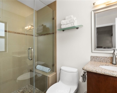 925 Monterey - Photo Thumbnail 31
