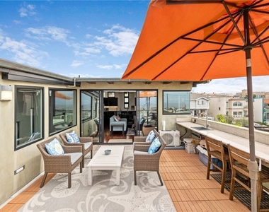 925 Monterey - Photo Thumbnail 12