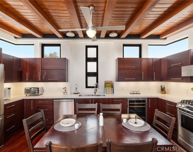 925 Monterey - Photo Thumbnail 15