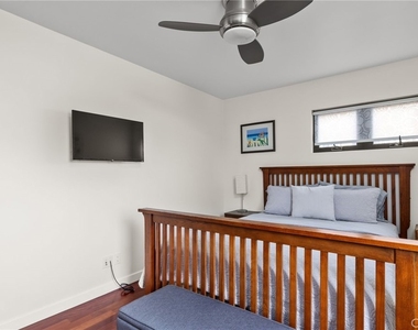 925 Monterey - Photo Thumbnail 24