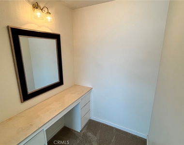 8252 Suffield Street - Photo Thumbnail 11