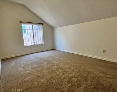8252 Suffield Street - Photo Thumbnail 8