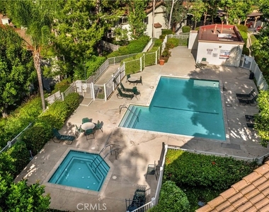 22709 Lakeway Dr - Photo Thumbnail 26