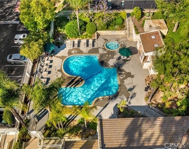 22709 Lakeway Dr - Photo Thumbnail 29